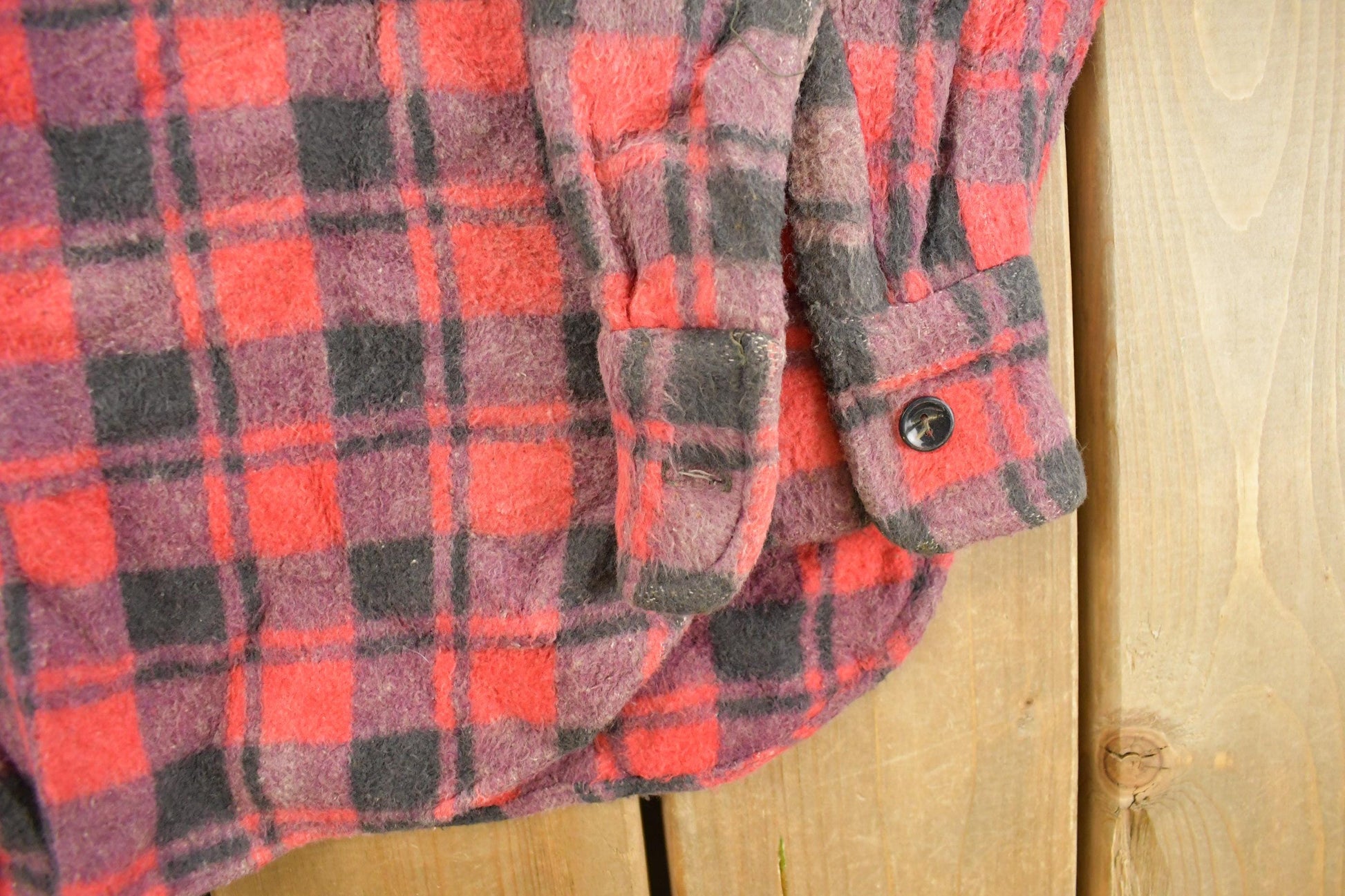 Vintage 1970s Flannel Button Up Plaid Trucker Shirt Men's Large from propervintagecanada