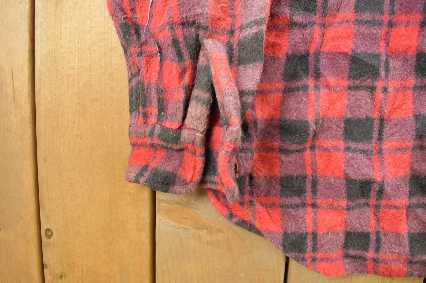 Vintage 1970s Flannel Button Up Plaid Trucker Shirt Men's Large from propervintagecanada