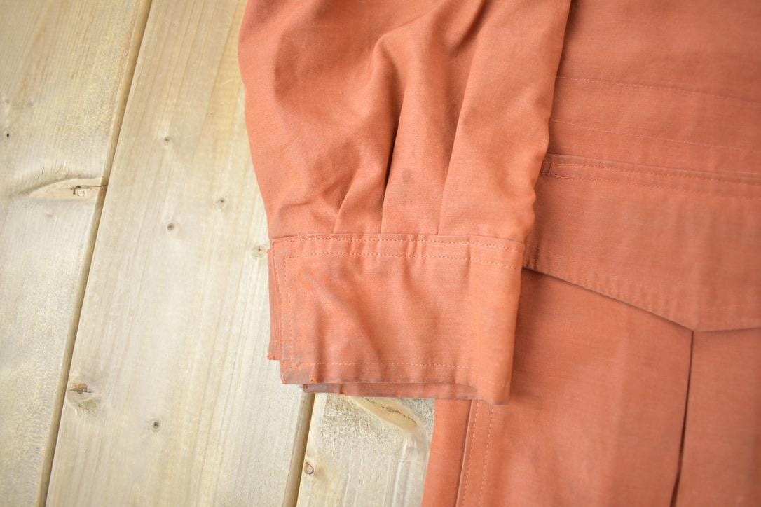 Vintage 1970s Frost Line Multi Multi Pocket Jacket Made In USA Men's Small from propervintagecanada