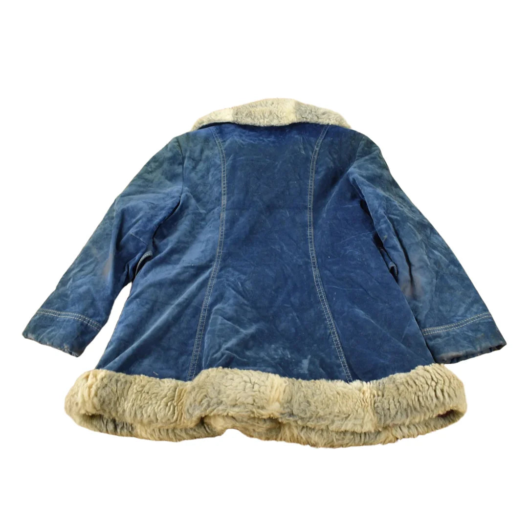 Vintage 1970s Fur Collar Suede Snap Button Women's Jacket from propervintagecanada