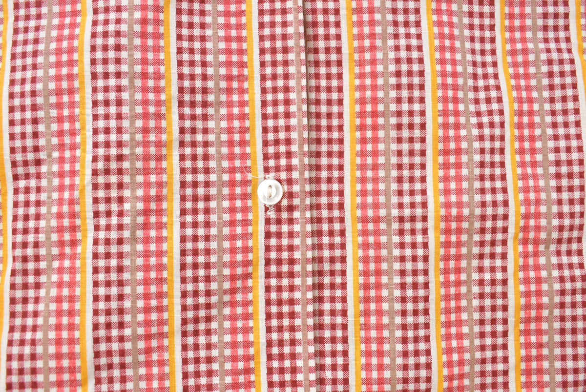 Vintage 1970s Gingham Plaid Short Sleeve Button Up Shirt Women's L from propervintagecanada