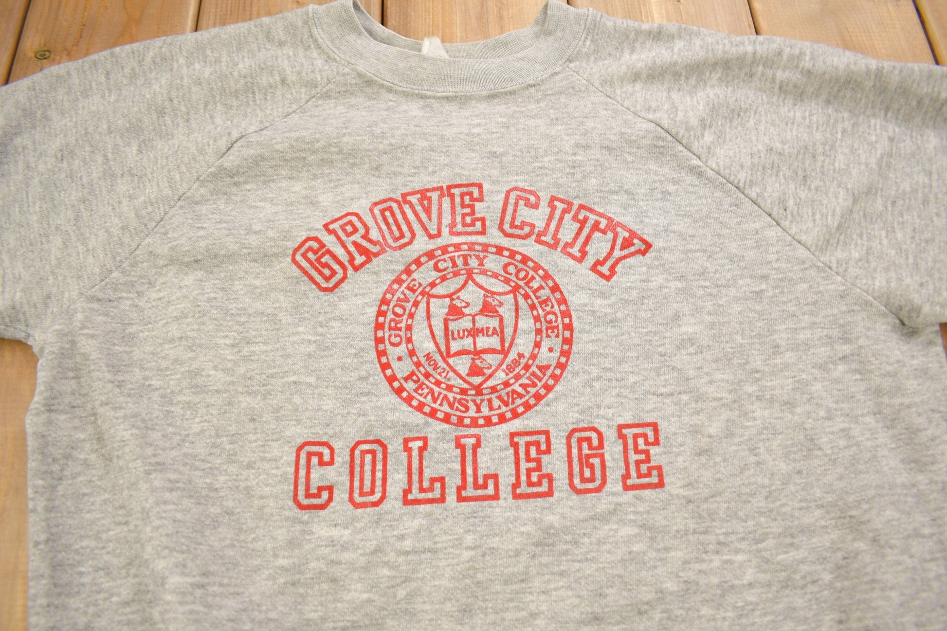 Vintage 1970s Grove City College Collegiate Raglan Crewneck from propervintagecanada