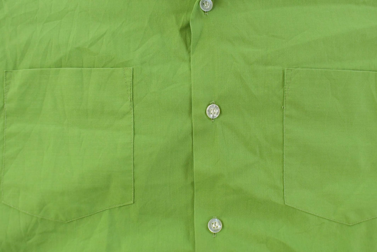 Vintage 1970s Hagens Button Up Shirt Men's M from propervintagecanada