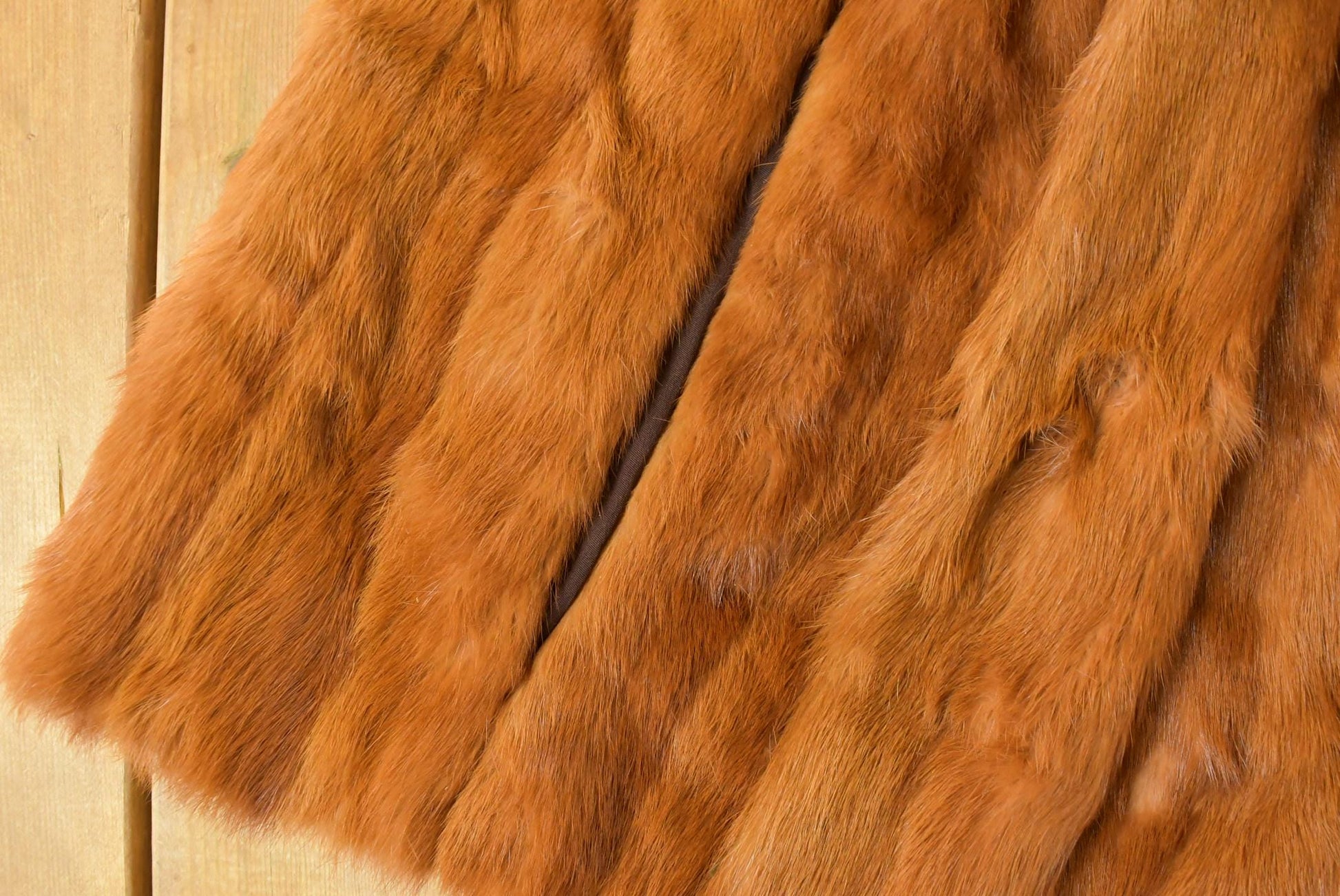 Vintage 1970s Jacobs Mink Fur Stole Cape Jacket Women's Large / Fur Pelt / True Vintage / Fur Accessory / Winterwear from propervintagecanada