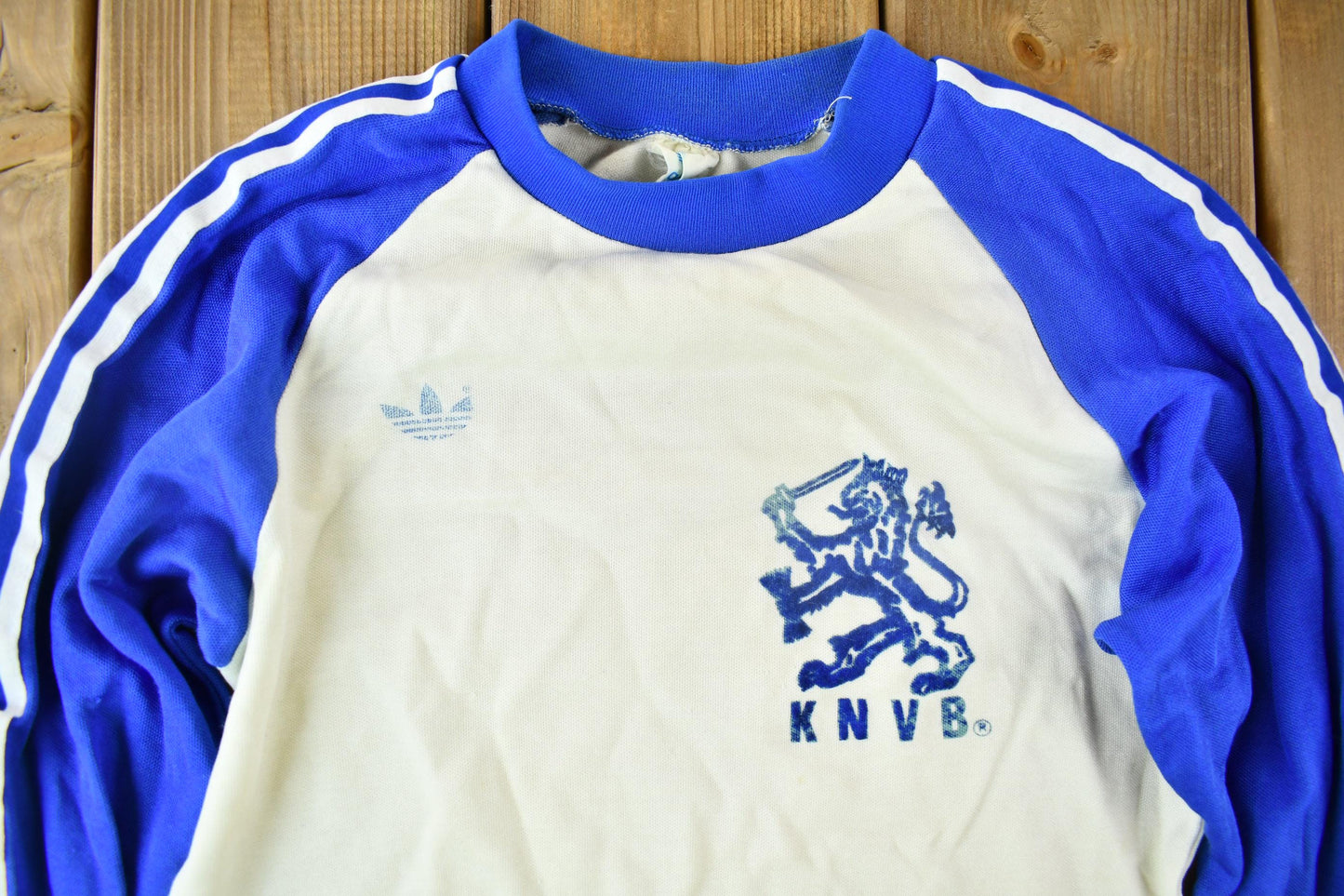 Vintage 1970s KNVB Long Sleeve Jersey Shirt Men's 2XS from propervintagecanada