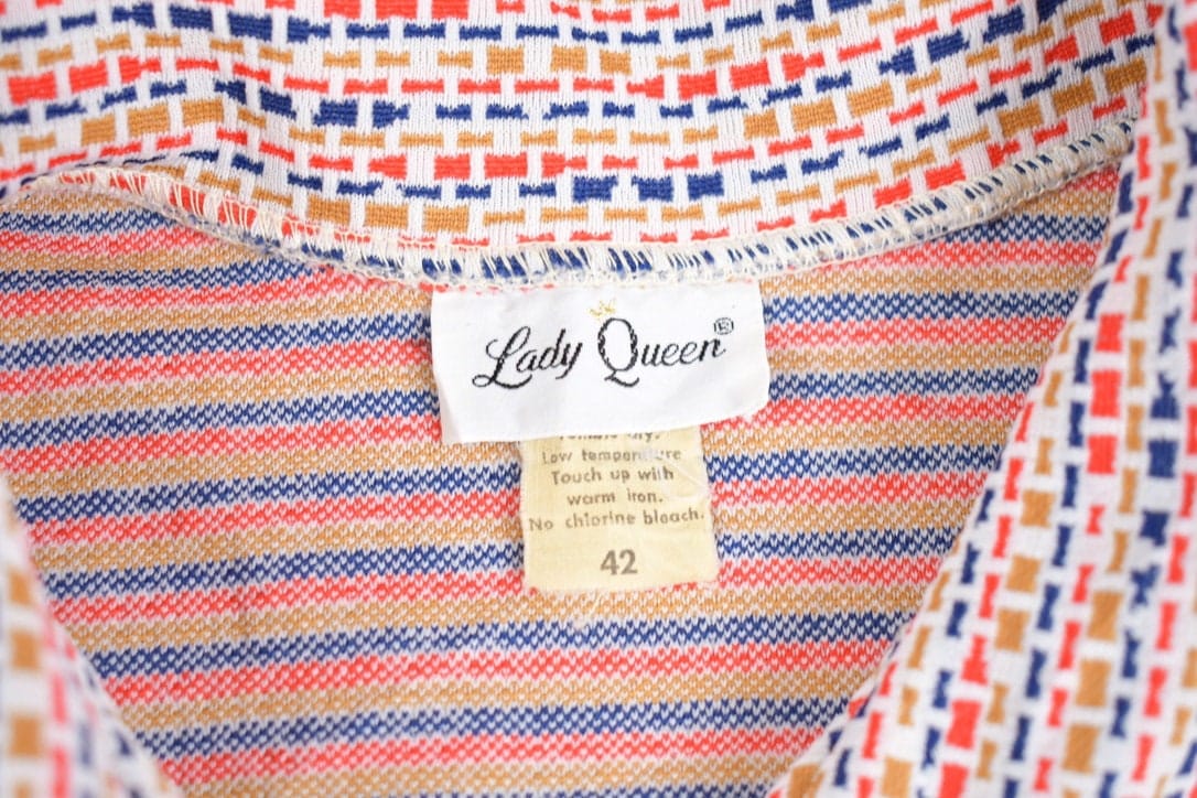 Vintage 1970s Lady Queen Wool Button Up Shirt Men's Large from propervintagecanada