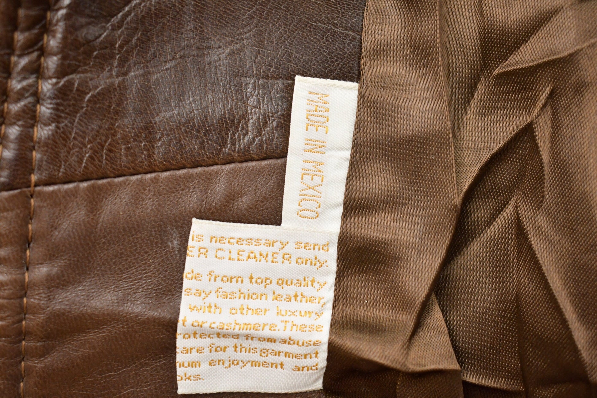 Vintage 1970s Leather Trench Coat With Fox Fur Collar Men's Small from propervintagecanada