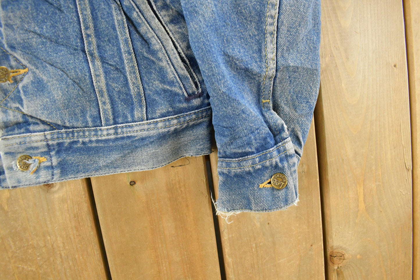Vintage 1970s Lee Blanket Lined Denim Jean Trucker Jacket Men's Small from propervintagecanada