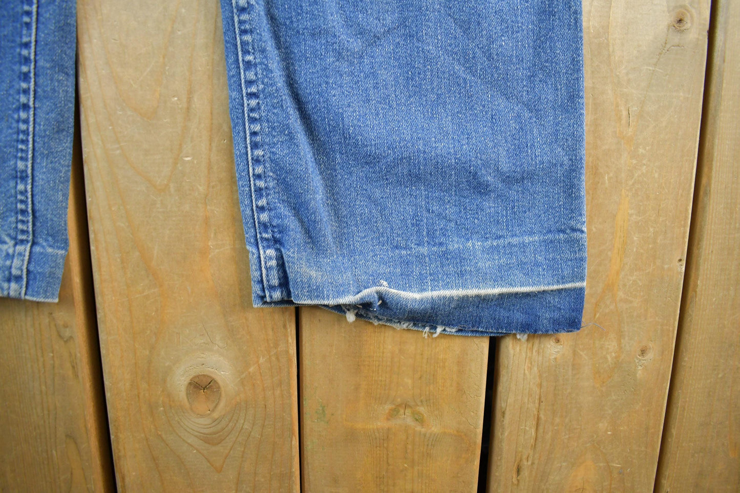 Vintage 1970s Lee Distressed Denim Jeans Men's 29 x 26 from propervintagecanada