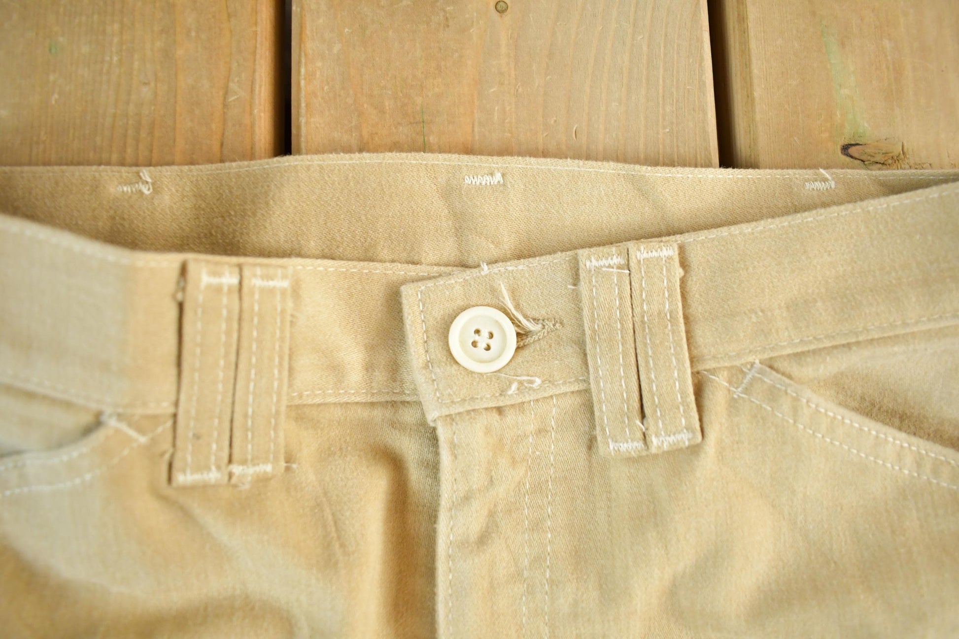 Vintage 1970s Lee Flare Pants Men's 30 x 31 from propervintagecanada
