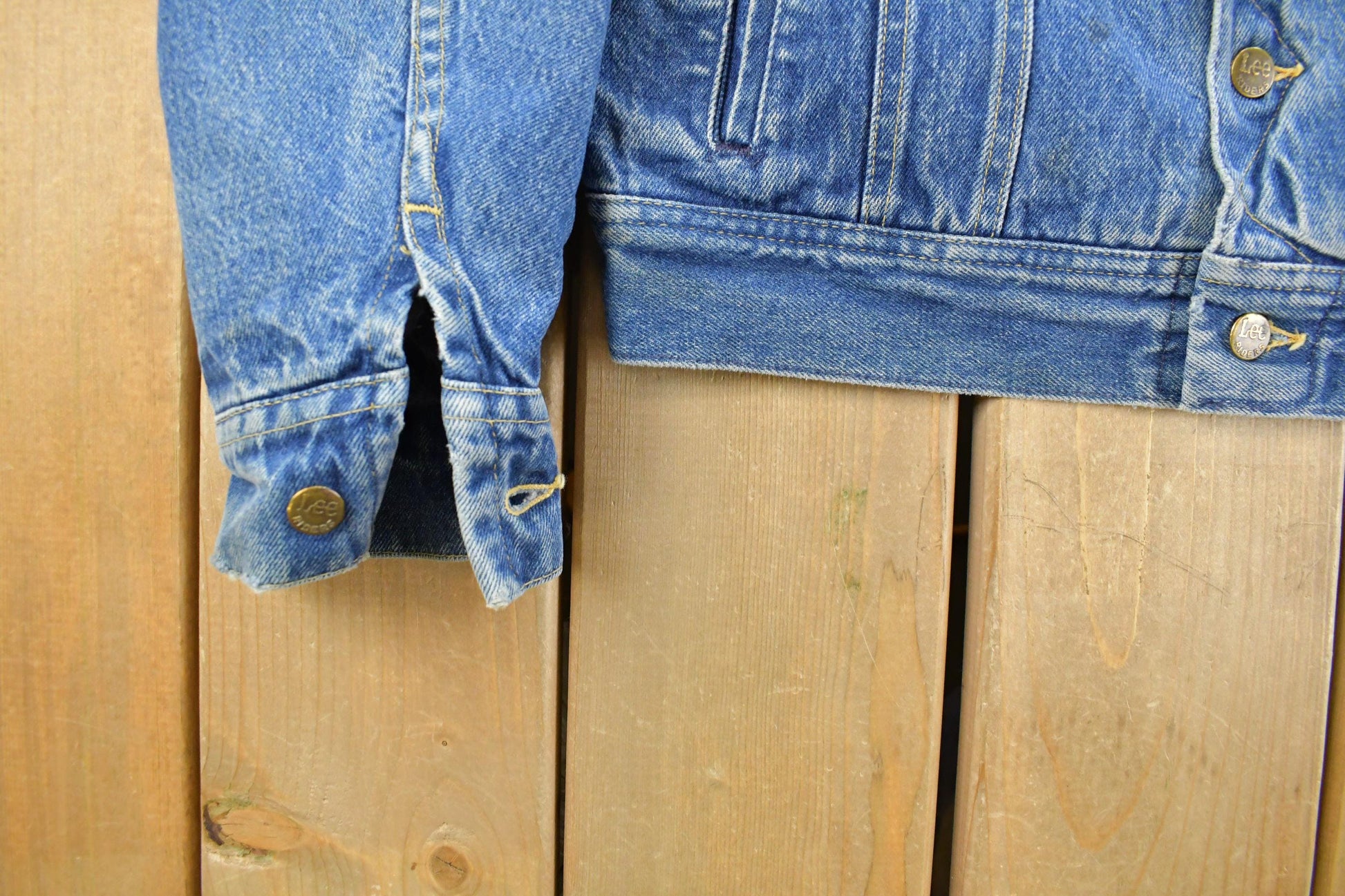 Vintage 1970s Lee Storm Riders Blanket Lined Denim Jean Trucker Jacket Men's Small from propervintagecanada