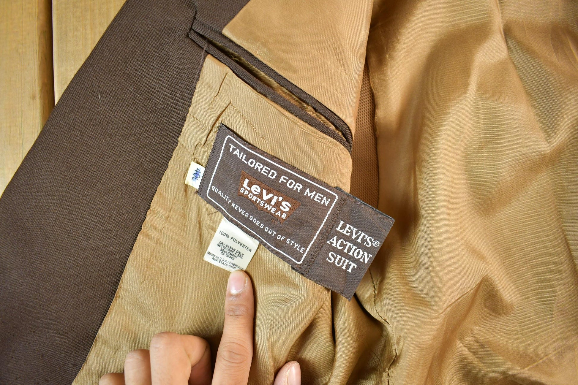 Vintage 1970s Levi's Action Suit Button Up Blazer Jacket Men's 40L Men's Medium from propervintagecanada