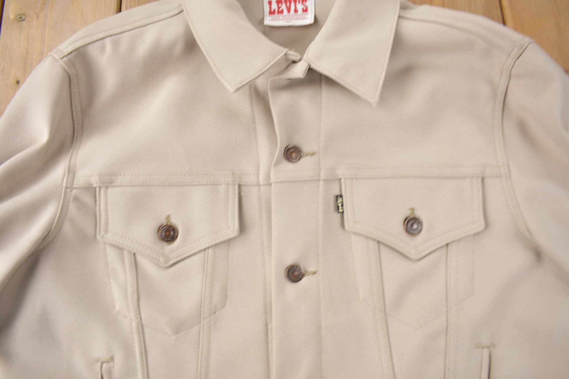 Vintage 1970s Levi's Black & Gold Tab Button Up Light Jacket Men's Medium from propervintagecanada