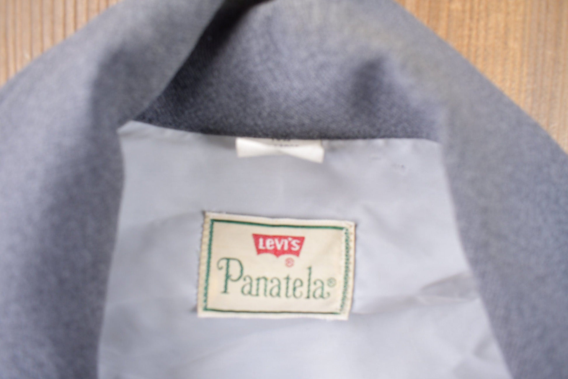Vintage 1970s Levi's Panatela Tops Grey Western Style Button Up Shirt Made in USA Men's L from propervintagecanada