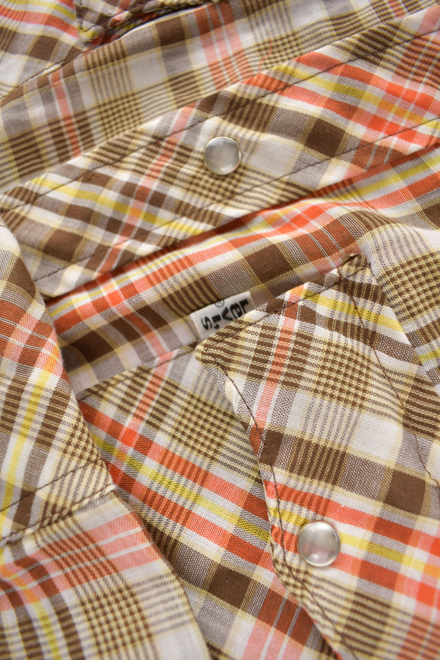 Vintage 1970s Levi's Pearl Snap Western Style Plaid Button Up Flannel Shirt Men's S from propervintagecanada