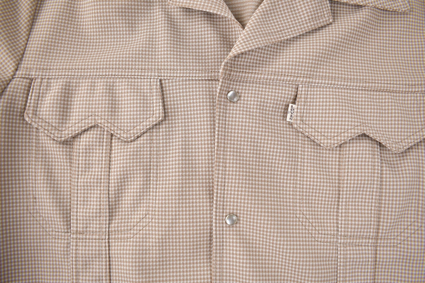 Vintage 1970s Levi's White Tab Western Style Snap Button Up Shirt Made in USA Men's L from propervintagecanada