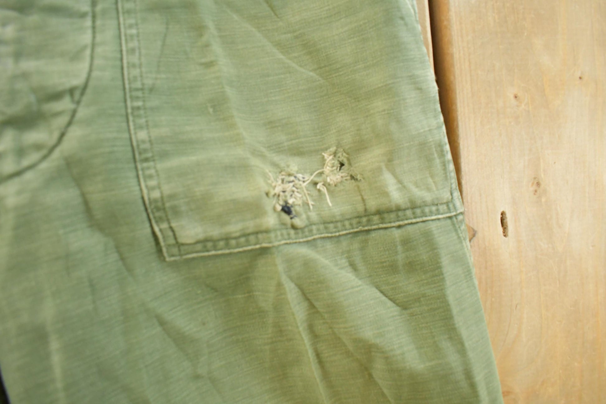 Vintage 1970s Military OG-107 Sateen Fatigue Pants Men's 28 x 29 from propervintagecanada