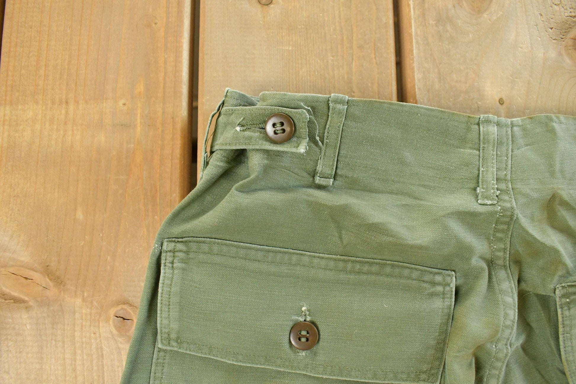 Vintage 1970s Military OG-107 Starched Sateen Fatigue Pants Men's 30 x 32 from propervintagecanada