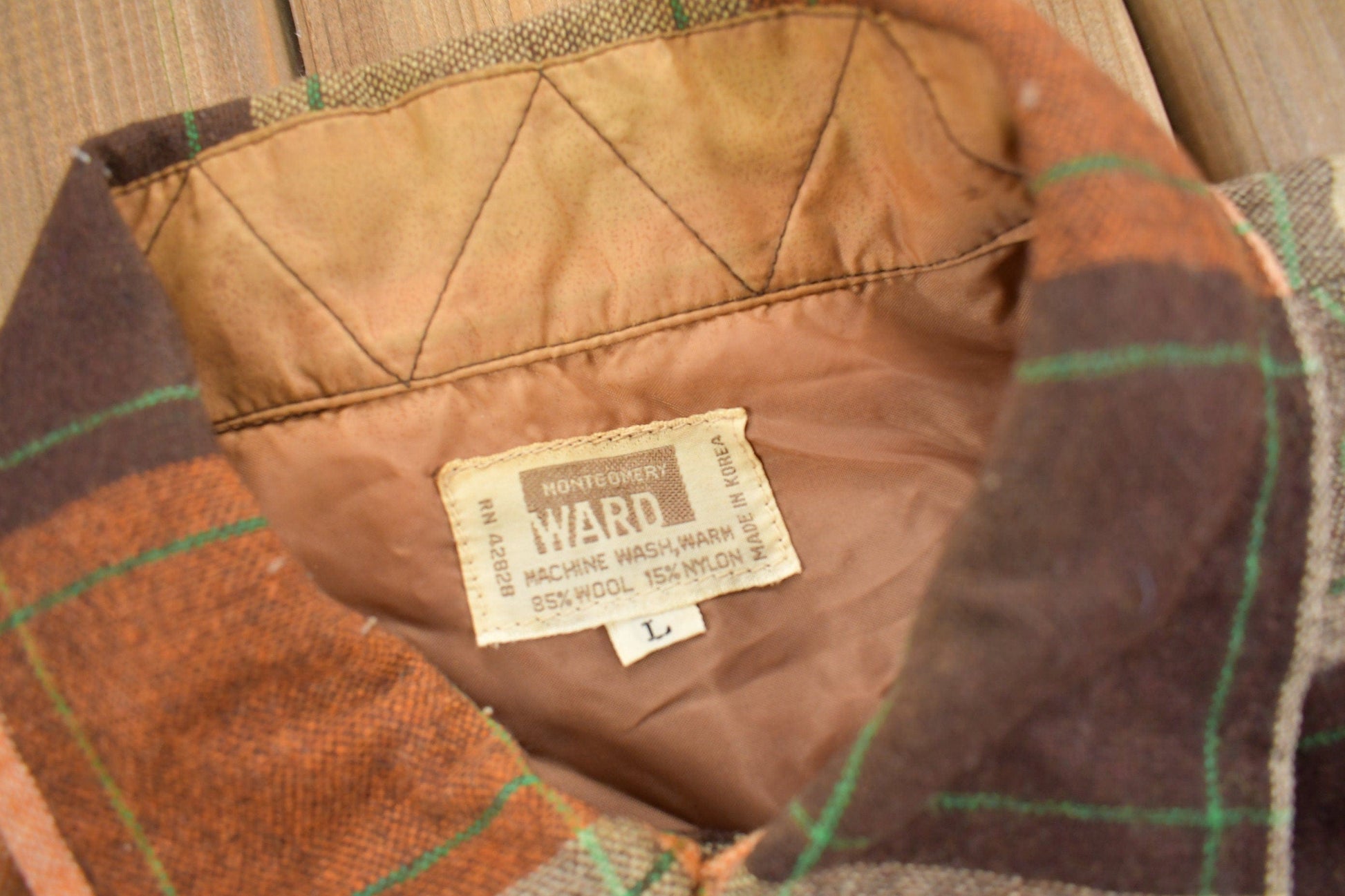 Vintage 1970s Montgomery Ward Button Up Flannel Sweater Men's Large from propervintagecanada