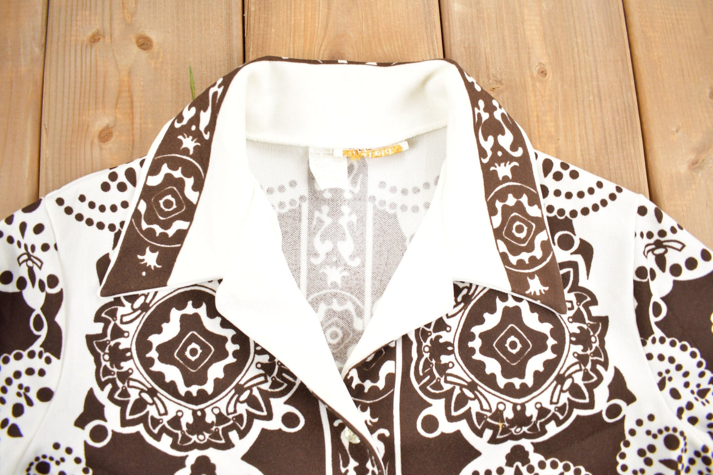 Vintage 1970s Mosaic Graphic Button Up Shirt Men's Small from propervintagecanada