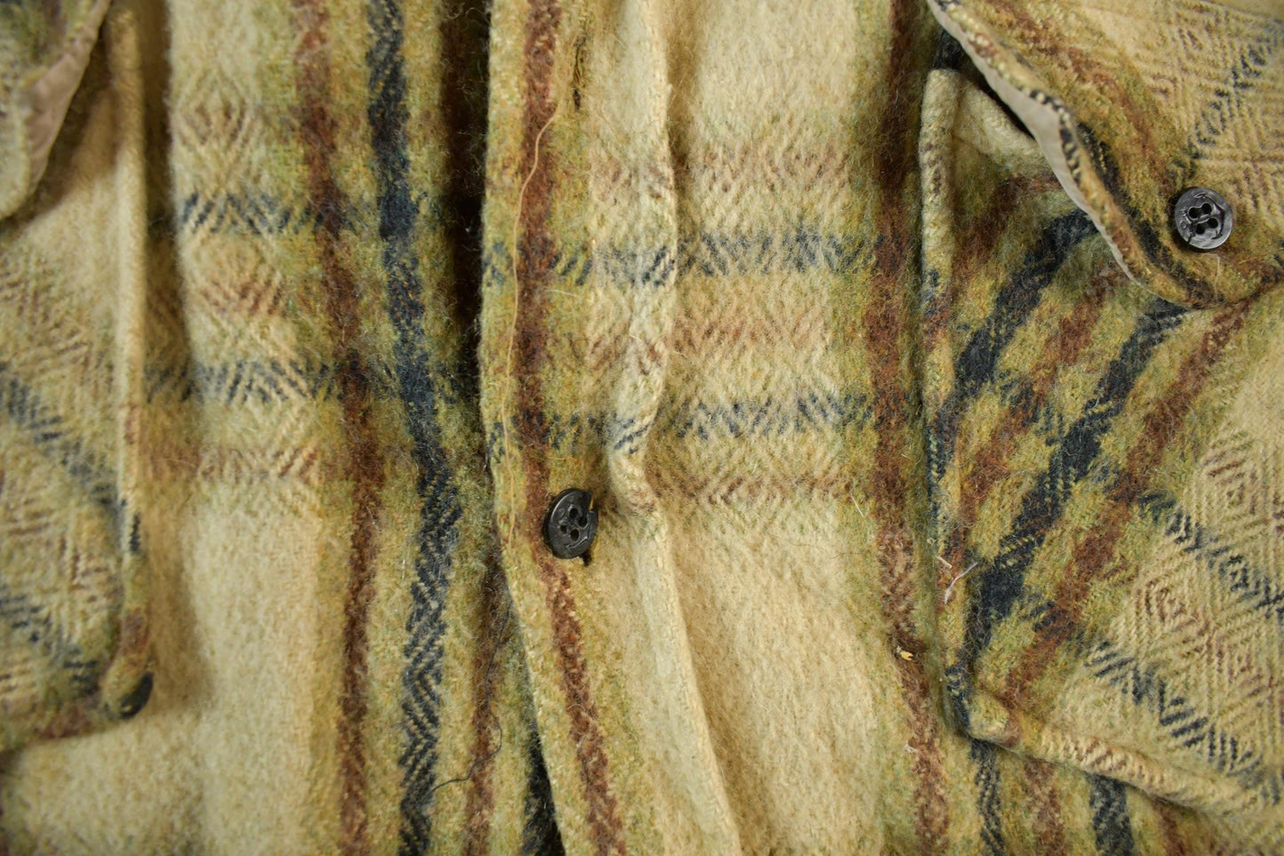 Vintage 1970s Oakbrook Sears Roebuck Wool Flannel Button Up Shirt Jacket Men's Small from propervintagecanada