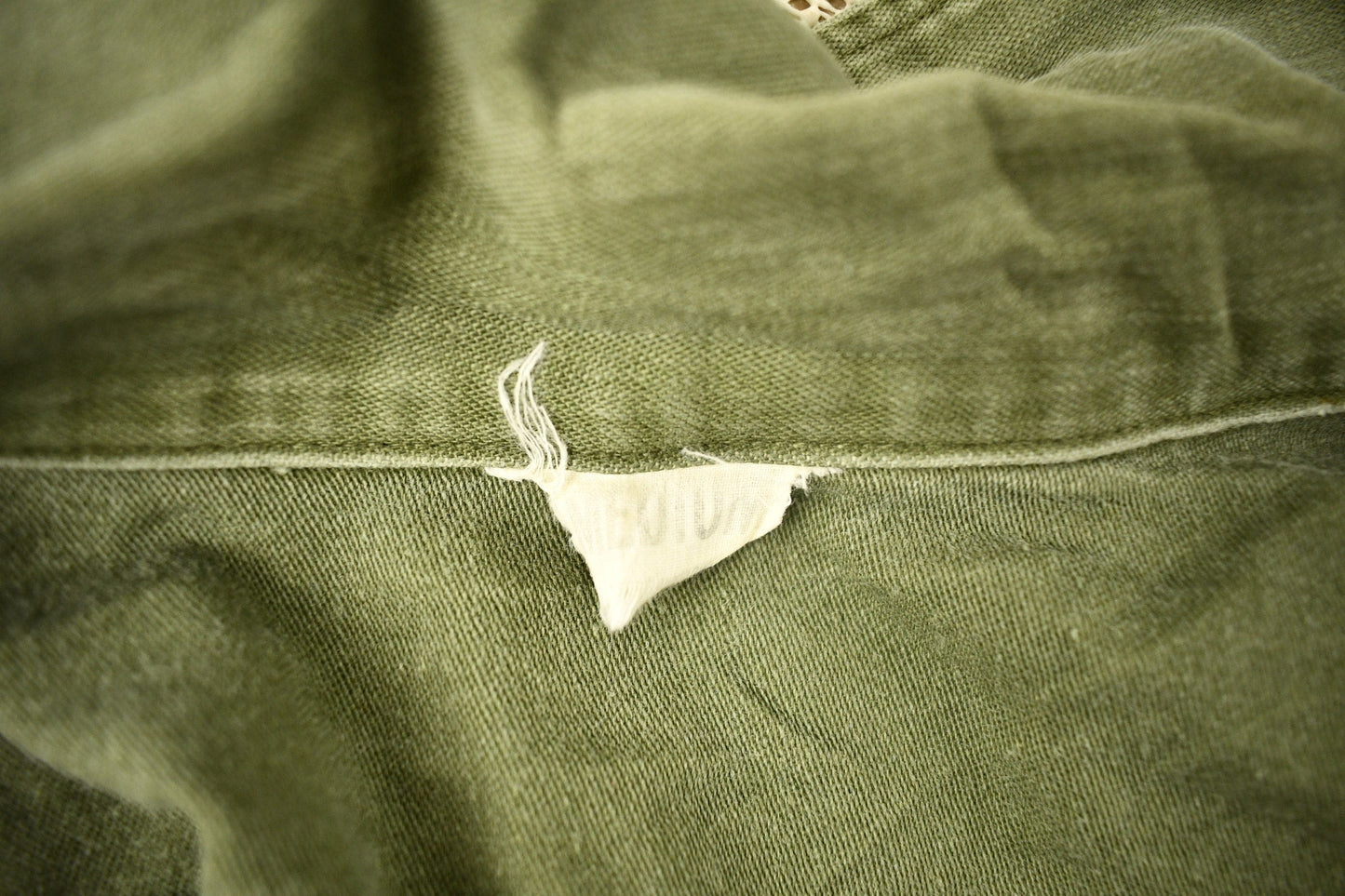 Vintage 1970s OG 107 Military Button Up Shirt Men's Medium from propervintagecanada