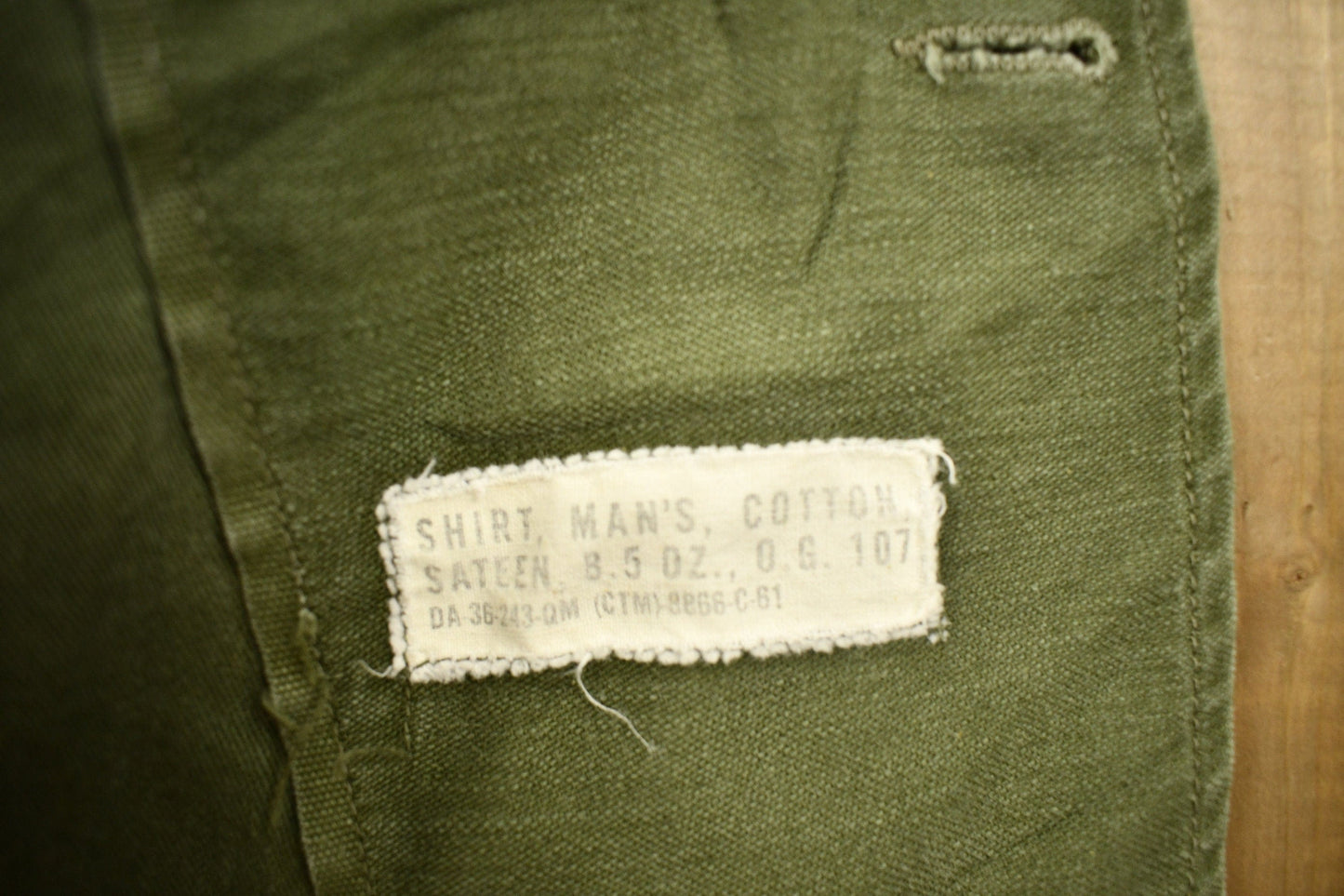 Vintage 1970s OG 107 Military Button Up Shirt Men's Medium from propervintagecanada