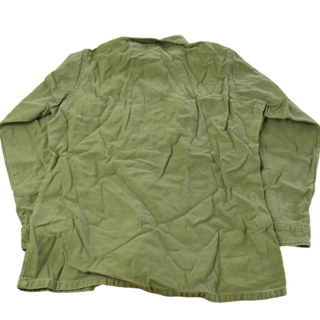 Vintage 1970s OG-107 Military Sateen Shirt Men's Medium from propervintagecanada