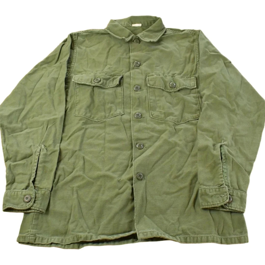 Vintage 1970s OG-107 Military Sateen Shirt Men's Medium from propervintagecanada