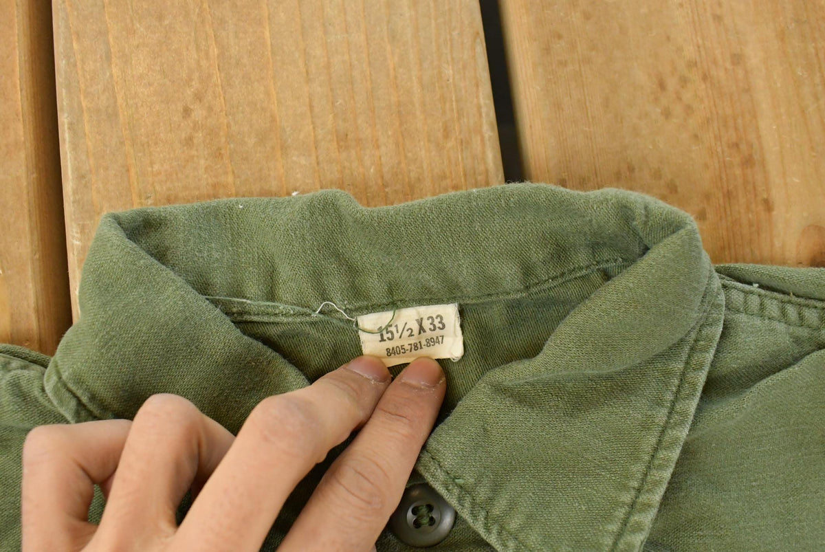 Vintage 1970s OG-107 Military Sateen Shirt Men's Medium from propervintagecanada