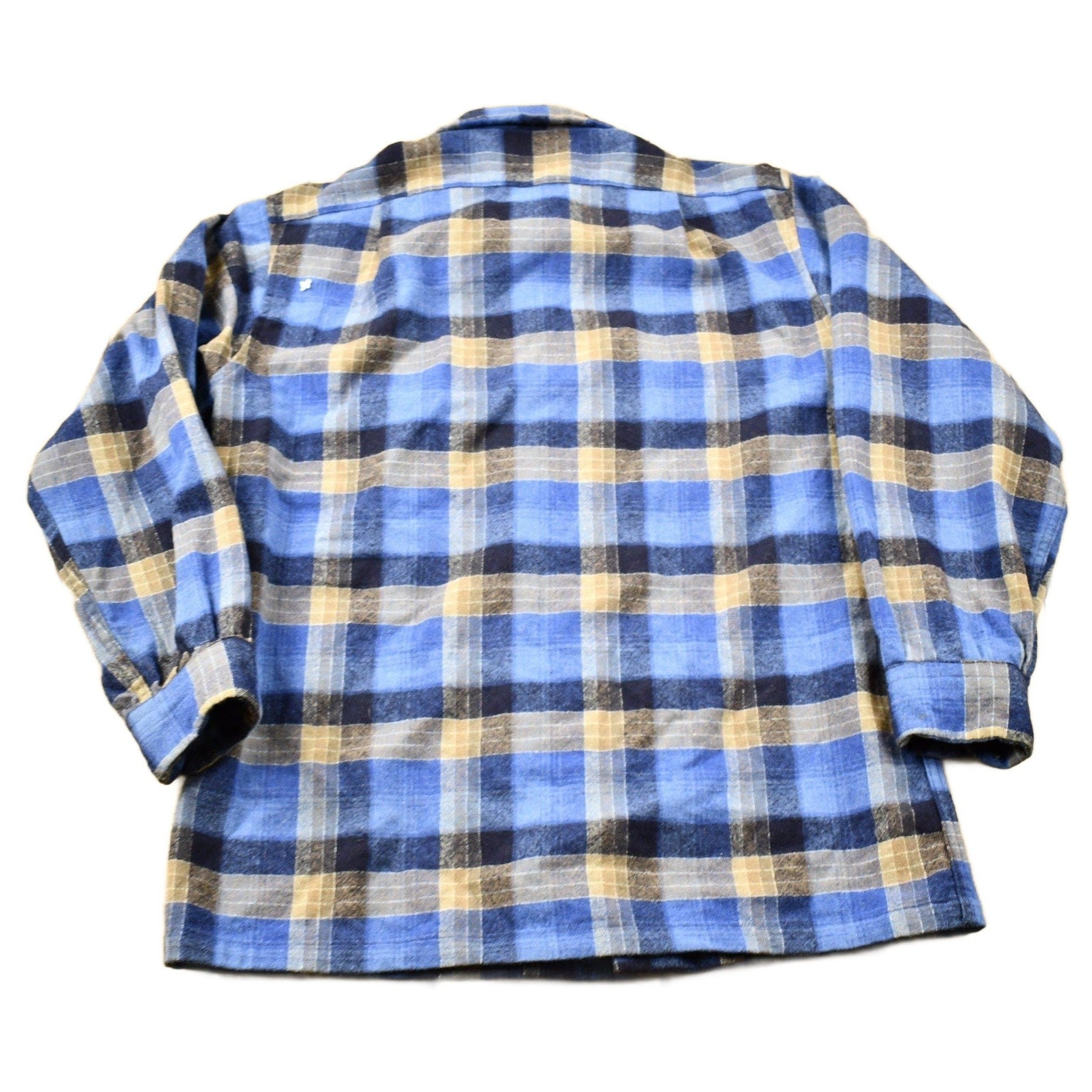 Vintage 1970s Pendleton Plaid Button Up Board Shirt / 100% Virgin Wool / Loop Button / Outdoor / True Vintage / Made In USA / Blue Flannel from propervintagecanada