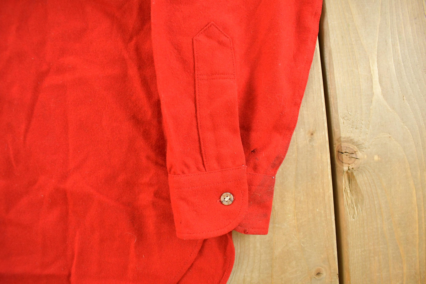 Vintage 1970s Pendleton Wool Flannel Button Up Shirt Men's M from propervintagecanada