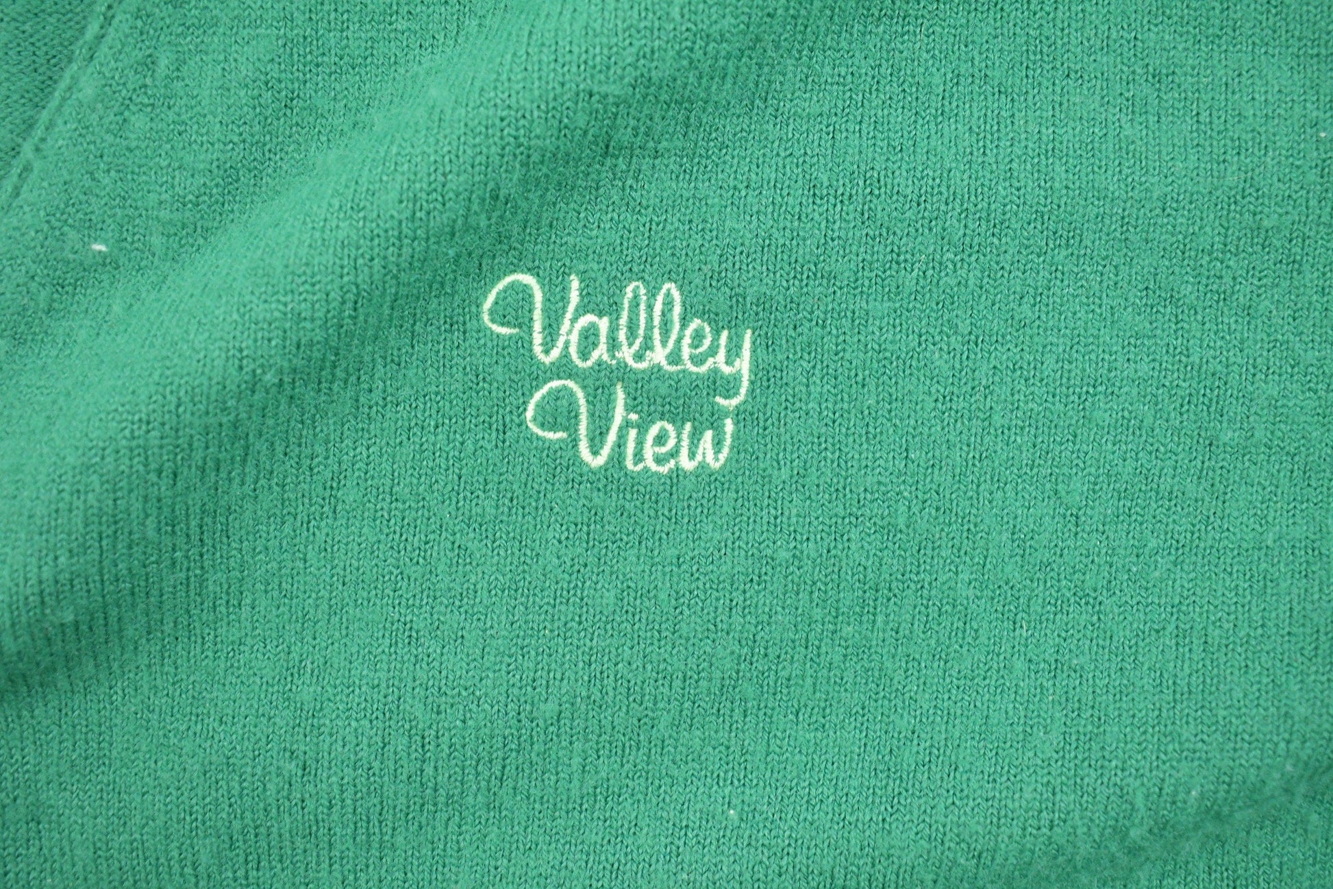 Vintage 1970s Pickering Valley View Cardigan Sweater Men's Large from propervintagecanada
