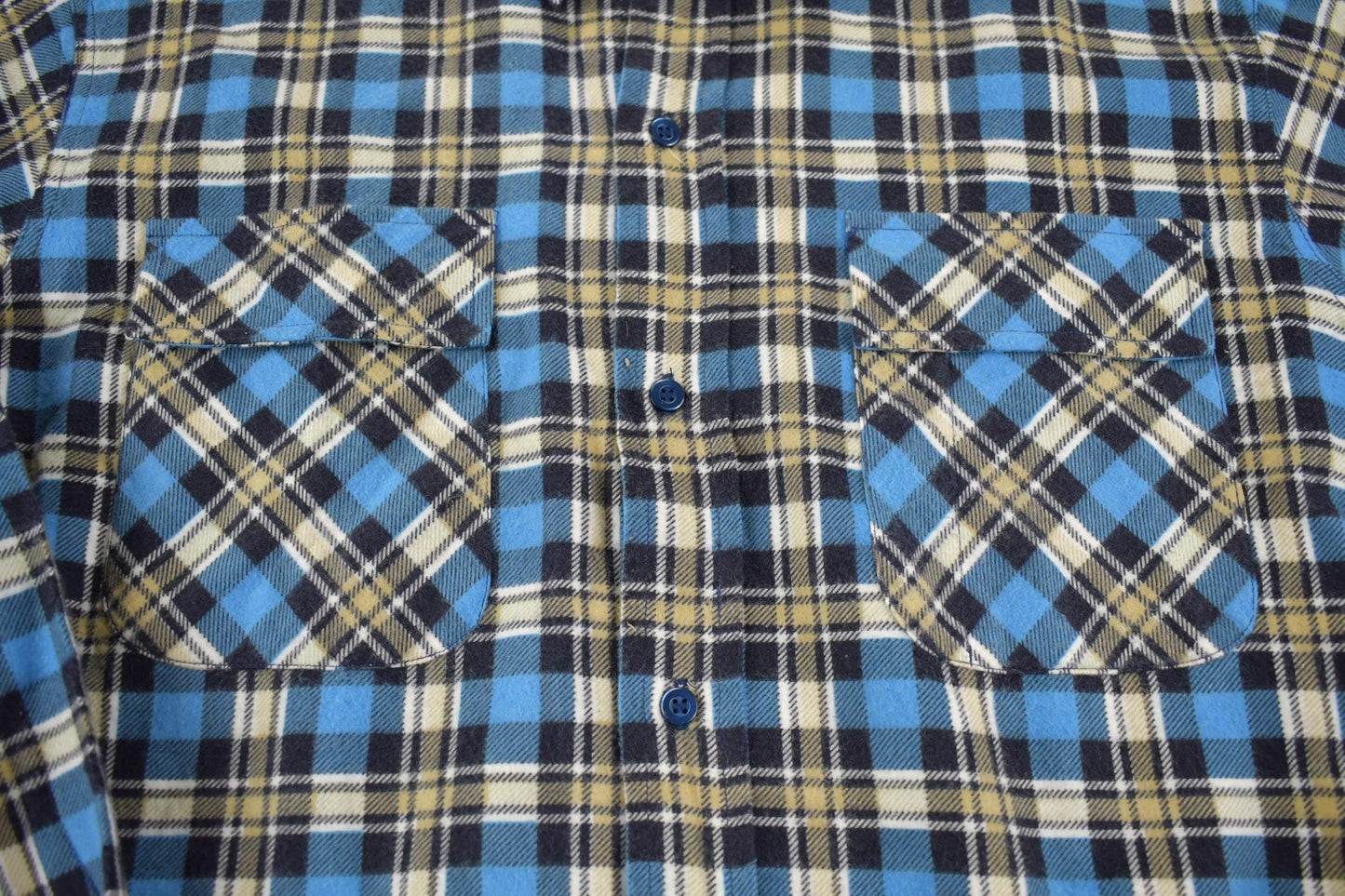 Vintage 1970s Plaid Button Up Flannel Shirt Men's L from propervintagecanada