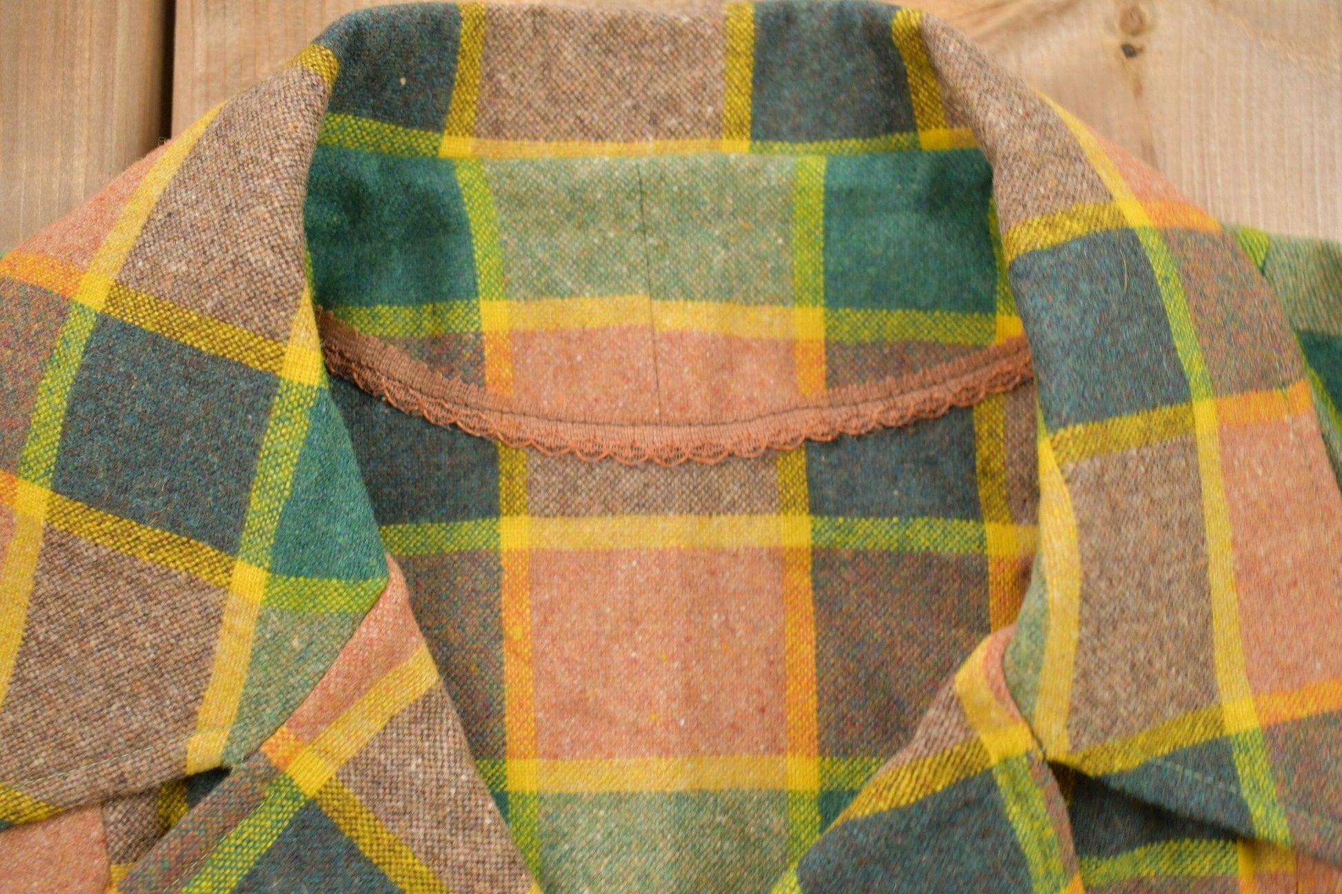 Vintage 1970s Plaid Button Up Shirt / 1970s Button Up / Vintage Flannel / Plaid Flannel / Casual Shirt / Formal Shirt from propervintagecanada