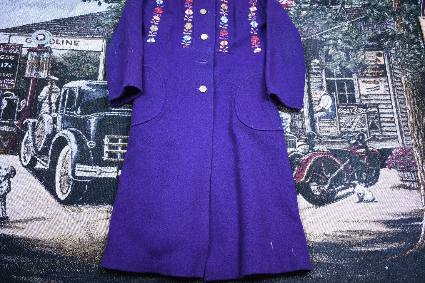 Vintage 1970s Purple Wool Overcoat Men's Small from propervintagecanada