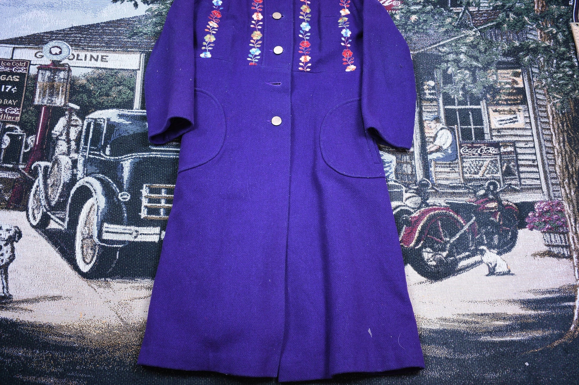 Vintage 1970s Purple Wool Overcoat Men's Small from propervintagecanada
