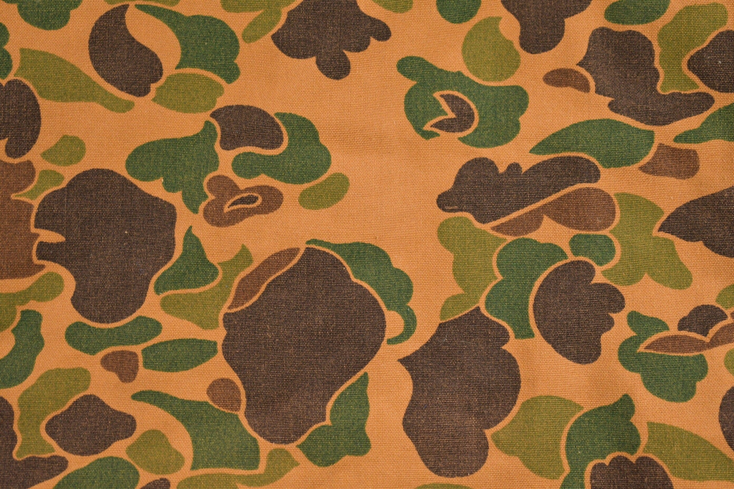 Vintage 1970s Reversible Hi Vis Duck Camo Puffer Jacket Men's Medium from propervintagecanada