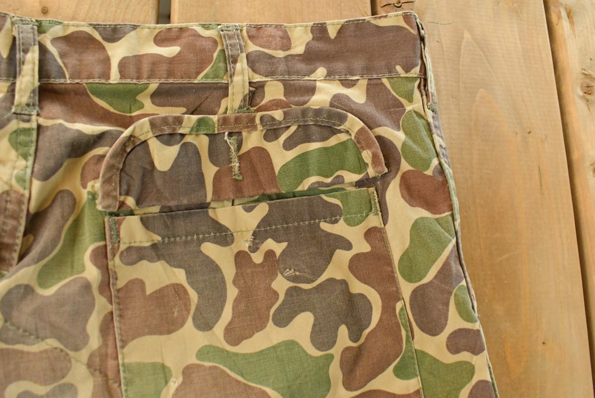 Vintage 1970s Saftbak Duck Camo Hunting Brush Pants Men's 36 x 28 from propervintagecanada