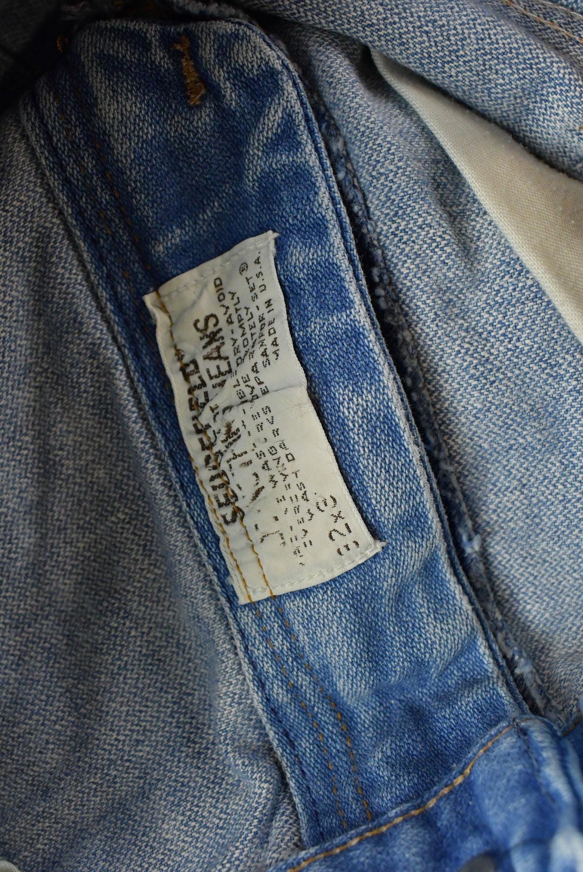 Vintage 1970s Sedgefield Distressed Flare Denim Blue Jeans 30 x 28.5 from propervintagecanada