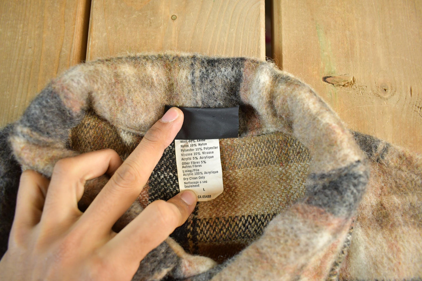 Vintage 1970s Snowwear Wool Flannel Shirt Jacket Men's M-L from propervintagecanada