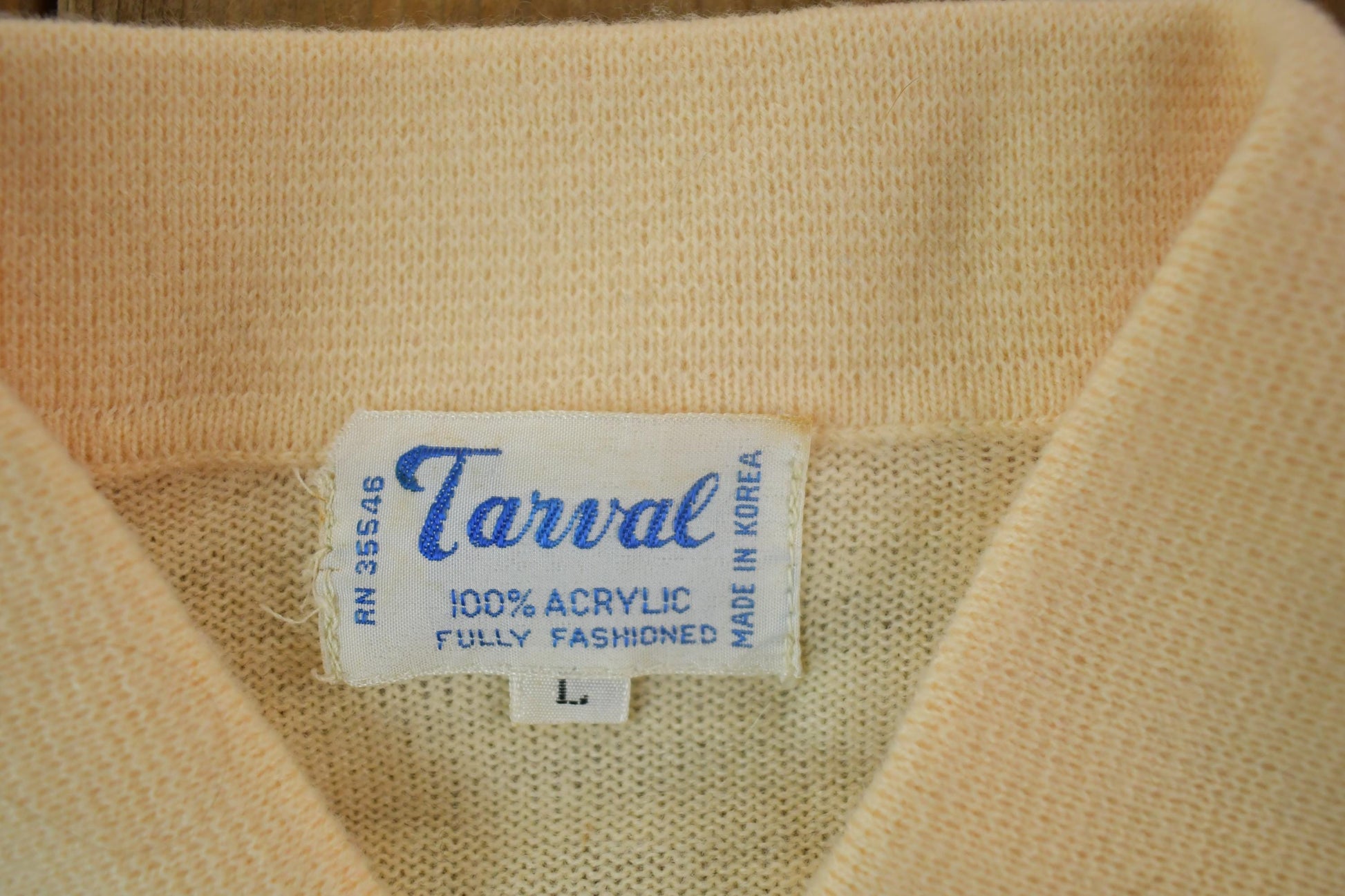 Vintage 1970s Tarval Quarter Button Sweatshirt Mens L from propervintagecanada