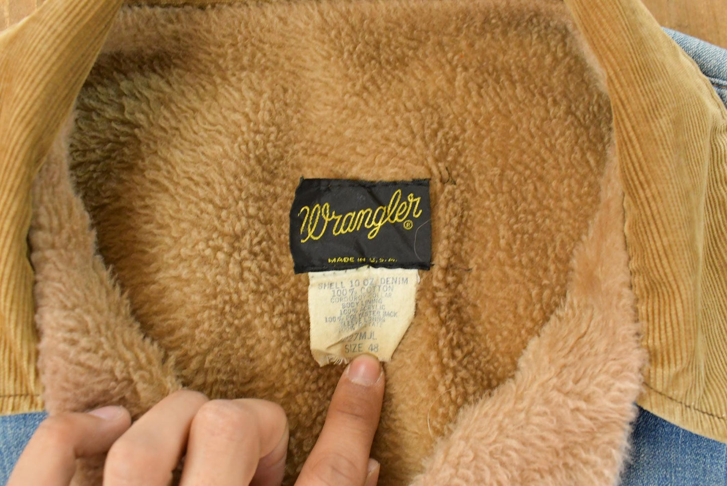 Vintage 1970s Thrashed Wrangler Sherpa Lined Denim Jean Jacket Men's 44 / Vintage Denim / 70s Western Wear / Distressed / True Vintage from propervintagecanada