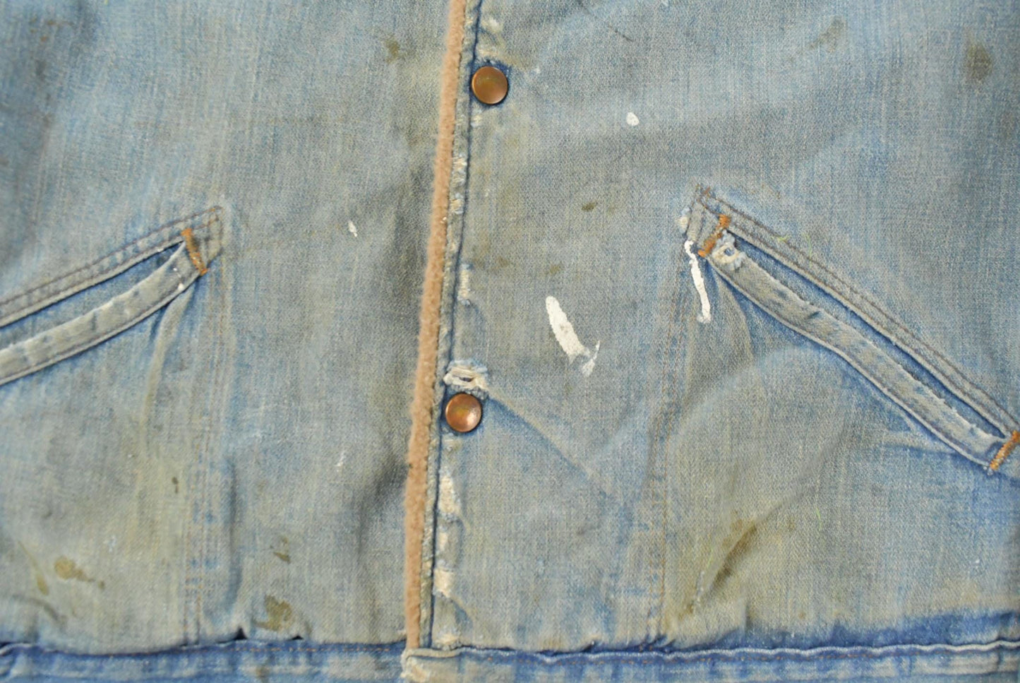 Vintage 1970s Thrashed Wrangler Sherpa Lined Denim Jean Jacket Men's 44 / Vintage Denim / 70s Western Wear / Distressed / True Vintage from propervintagecanada