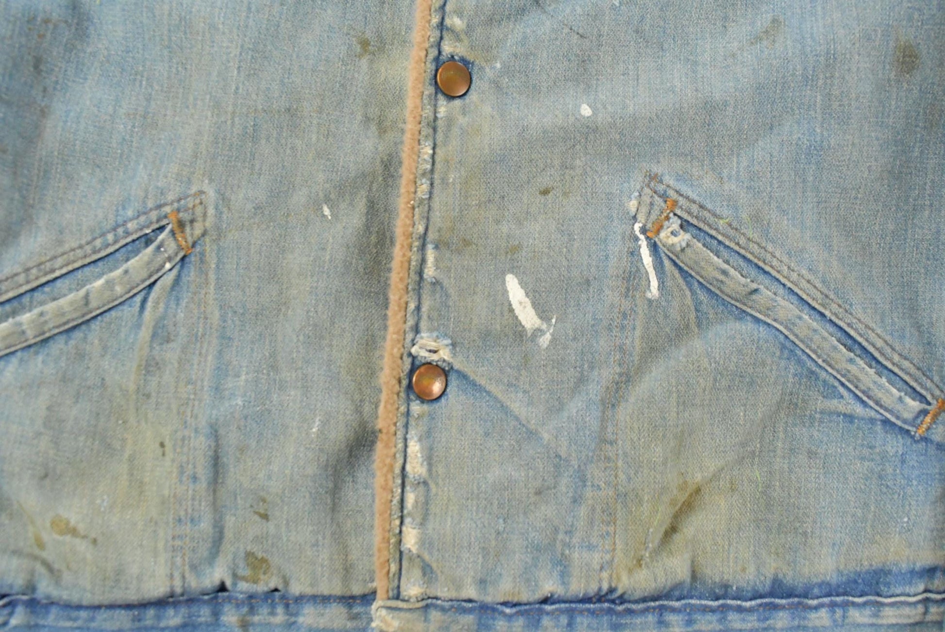 Vintage 1970s Thrashed Wrangler Sherpa Lined Denim Jean Jacket Men's 44 / Vintage Denim / 70s Western Wear / Distressed / True Vintage from propervintagecanada