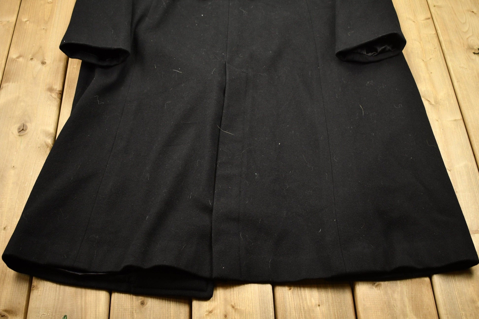 Vintage 1970s United States Naval Academy 100% Wool Jacket Men's Medium from propervintagecanada