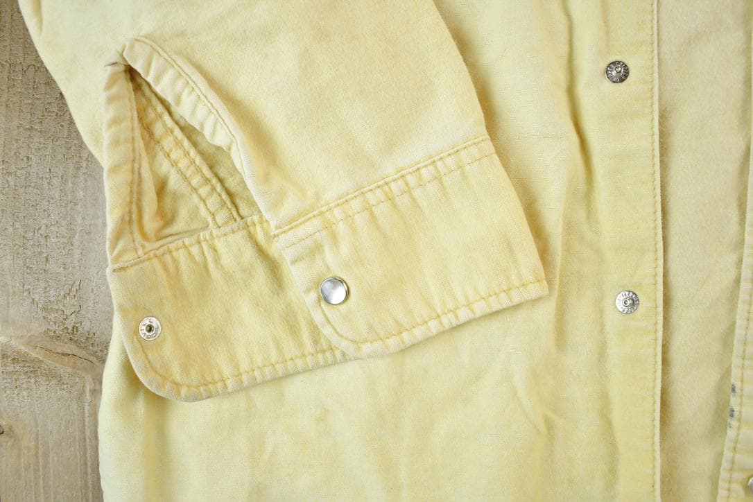 Vintage 1970s Western Button Up Cowboy Style Shirt Men's Large from propervintagecanada
