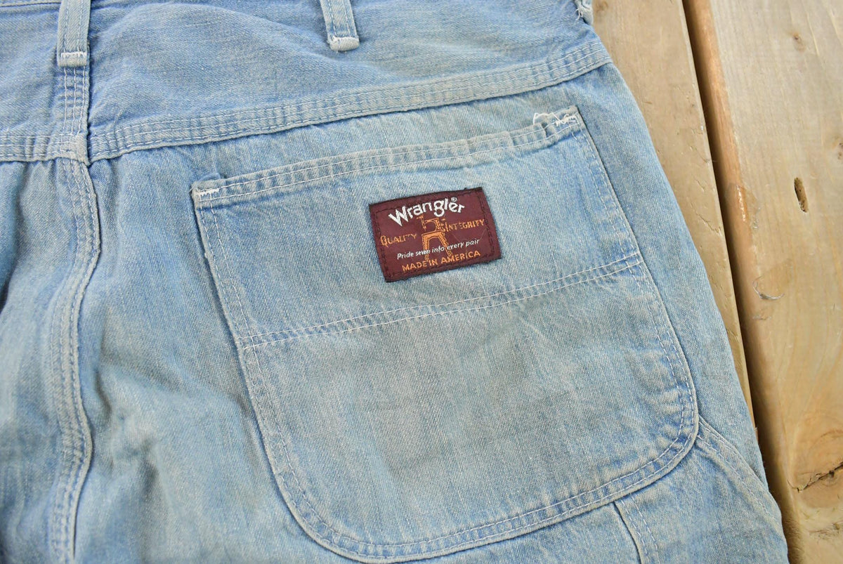Vintage 1970s Wrangler Distressed Denim Jeans Men's 34 x 29 from propervintagecanada