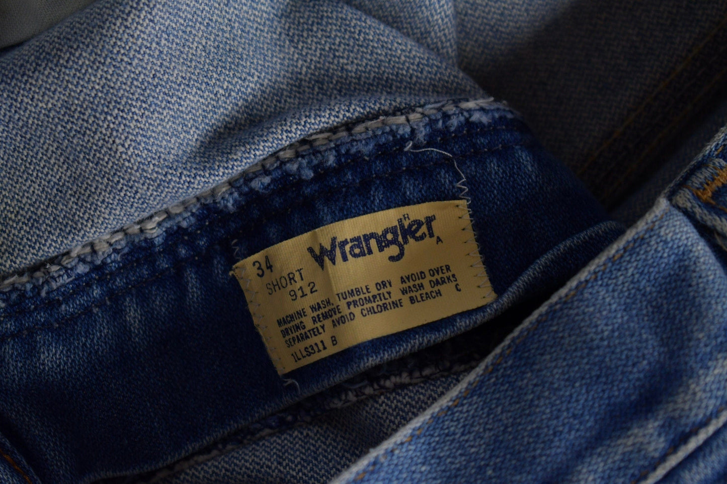 Vintage 1970s Wrangler Western Style Denim Jeans Men's 34 x 28 from propervintagecanada
