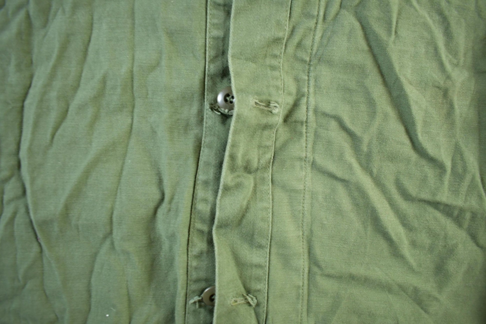 Vintage 1976 Army OG-107 Military Sateen Shirt Men's Large from propervintagecanada